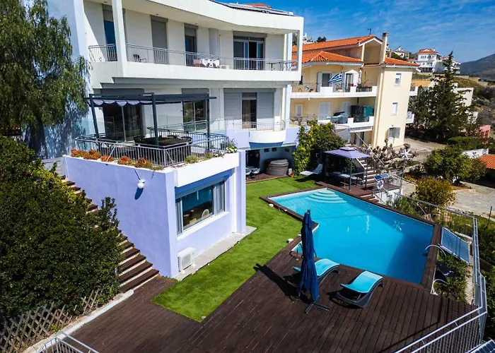 Reunion In Greece Villa